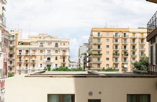 Municipio 2 Apartment | [Bari Oberdan Home & Charm 1] Central Apartment