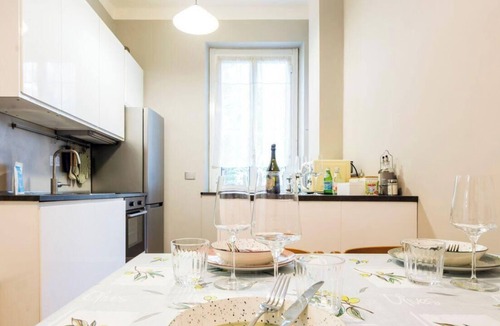 Albaro Apartment | Beach | 2BR| Luxury Genoa| Wifi By Tilo