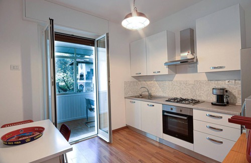 Recco Apartment | Beach front apartment in Recco with WiFi