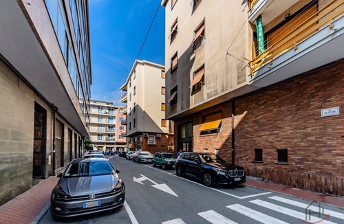 Albisola Superiore Apartment | [Beaches 3 min] station 500m WiFi Smart TV