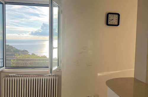 Poggi Apartment | Beachfront apartment