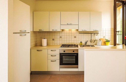 Montopoli in Val d'Arno Apartment | Beautiful apartment for 4 people with WIFI, TV, patio, pets allowed and panoramic view