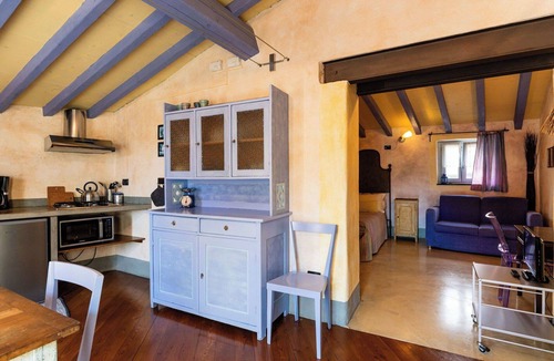 San Bartolomeo al Mare House | Beautiful apartment in villa for 4 people with WIFI, terrace, pets allowed and panoramic view