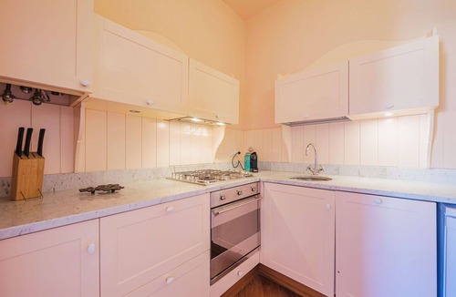 Santo Stefano del Ponte Villa | Beautiful apartment in villa for 4 guests with WIFI, TV and pets allowed
