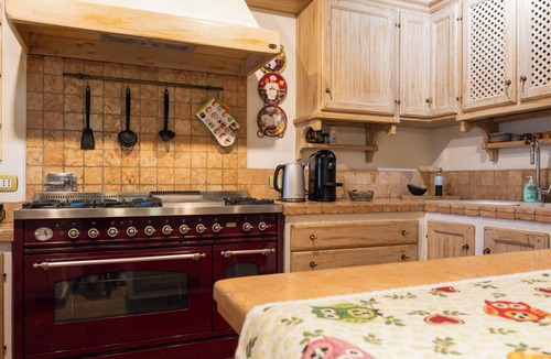 Panicale Apartment | Beautiful apartment for 6 people with A/C, WIFI, pool, TV, patio and pets allowed