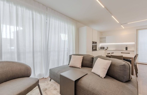 Pinzolo Villa | Beautiful apartment in villa for 4 people with WIFI, A/C, TV and balcony