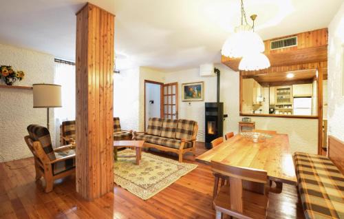Bordogna Apartment | Beautiful Apartment In Bordogna