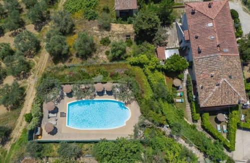 Gavignano Villa | Beautiful apartment in villa for 2 people with WIFI, pool and TV, close to San Gimignano