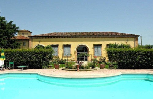 Scarperia Villa | Beautiful apartment in villa for 4 people with pool, WIFI, TV and panoramic view
