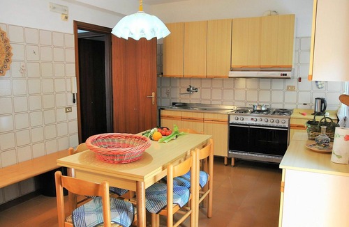 Sperlonga Apartment | Beautiful apartment for 7 guests with A/C, WIFI, TV, balcony and pets allowed