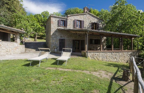 Roccastrada Villa | Beautiful private villa for 8 people with private pool, A/C, WIFI, TV and pets allowed