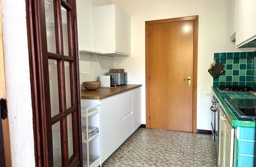 Notteri Villa | Beautiful private villa for 7 people with A/C, WIFI, TV, patio, pets allowed and panoramic view