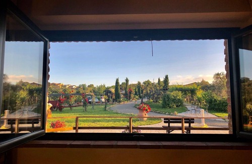 Montaione Villa | Beautiful private villa with WIFI, A/C, private pool, hot tub, TV, balcony, close to San Gimignano