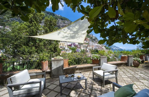 Positano Villa | Beautiful private villa for 6 guests with A/C, WIFI, TV, terrace, pets allowed and panoramic view