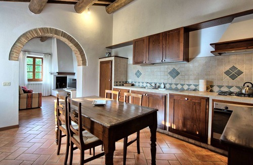 Cetona Villa | Beautiful private villa for 20 guests with A/C, private pool, WIFI, TV, veranda and panoramic view