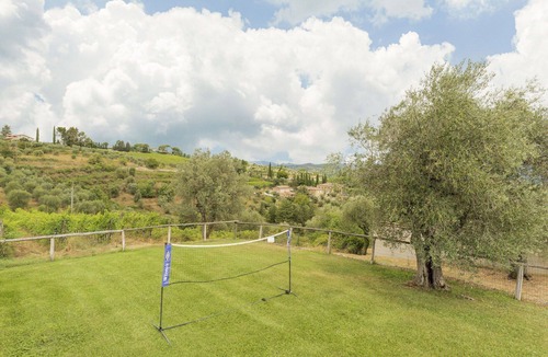 Castelnuovo Berardenga Villa | Beautiful private villa with A/C, WIFI, private pool, TV, patio, pets allowed and panoramic view
