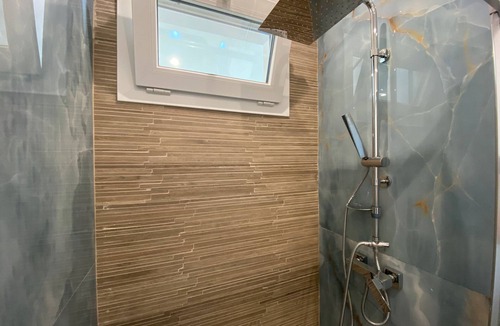 Sant'Isidoro Bed & Breakfast | Bed and Breakfast 'Isid'Oro Rooms - Camera 1' with Balcony, Wi-Fi and Air Conditioning