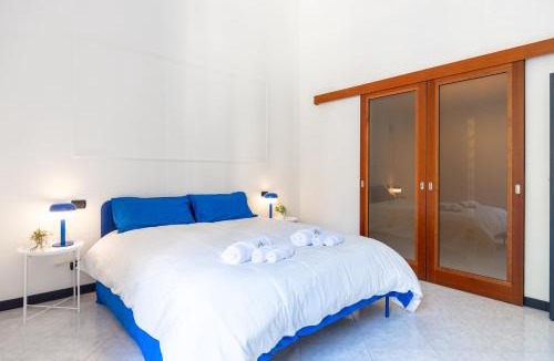 Acquabella Apartment | Blue Loft in the heart of Milan, Next to Metro station