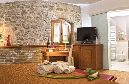 Torgiano Hotel | Boutique Hotel Al Grappolo d'Oro