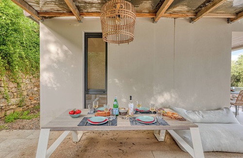 Ventimiglia House | Boutique Pool Apt. Balzi Rossi - Lucca 2, Ventimiglia, Italy