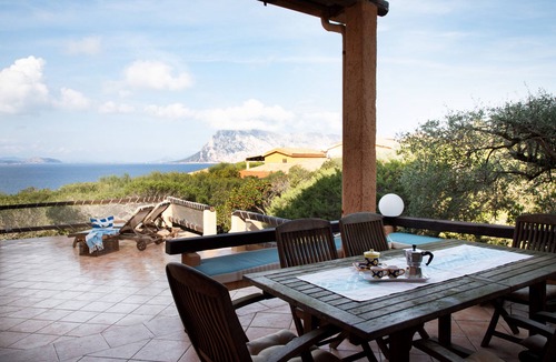 Capo Coda Cavallo Apartment | Breeze of the Coast by Wonderful Italy