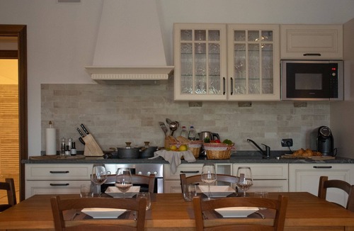 Montepulciano Villa | Bright and spacious Suite with Garden, the "Acquaviva" Suite, located right in front of the Resort's