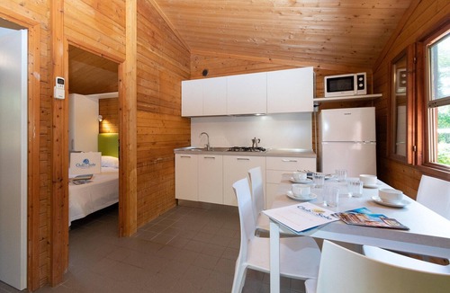 Lido Adriano House | Bungalow in the Adriano Family Camping Village