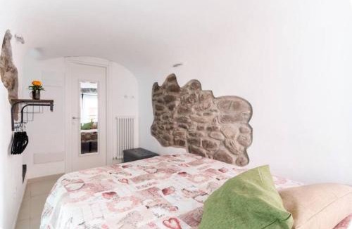 Isolabona Apartment | C'era una volta (suite)