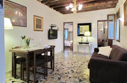 Dorsoduro Apartment | Ca Guardiani