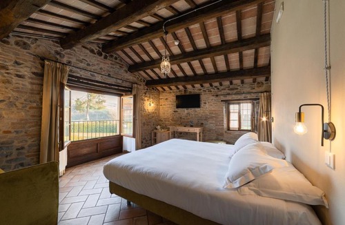 Montecalvo in Foglia House | Ca' Virginia Country House Wellness