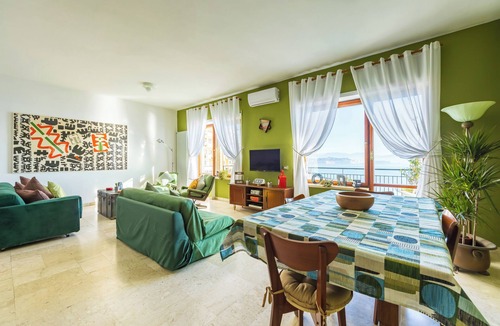 Posillipo Apartment | CaHouse - Three Bedroom Apartment, Sleeps 9