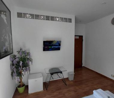 San Teodoro House | Camera Appartamento Terminal Traghetti
