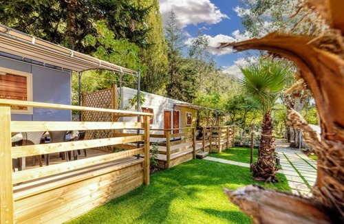 Isolabona House | Camping 4 étoiles - Piscine - ef00ad