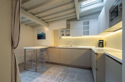 Santa Croce Apartment | Carapelli 7 Spectacular penthouse