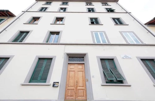 Isolotto Apartment | CASA AMELIE - APARTMENT IN FLORENCE FREE WIFI + ETHERNET