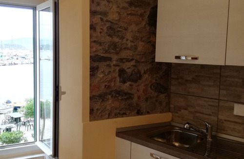 Fezzano Apartment | CASA DI STELLA (citra 011022-LT-0078) PORTOVENERE