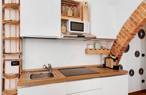 Albenga Apartment | Casa Marchesi – Cozy Apartment with Wi-Fi and Air Conditioning