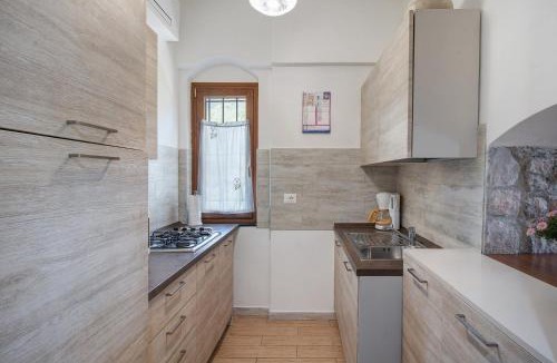 Cisano sul Neva Villa | Casa Rosmarino