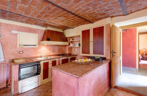 Ovada House | Cascine di Villa Schella with Pool – Relaxing Oasis for Groups and Families