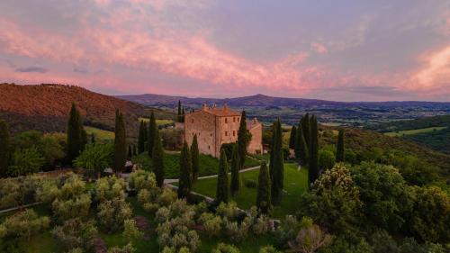 Sasso dʼOmbrone House | Castello Di Vicarello
