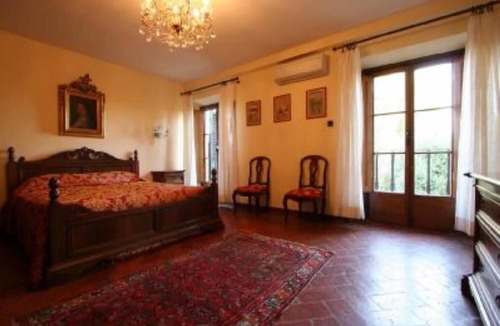 Impruneta House | Certosa: Beautifully 16th century Florentine villa immersed in the green countryside of Florence, only 6 Km from the ancient walls of downtown Florence