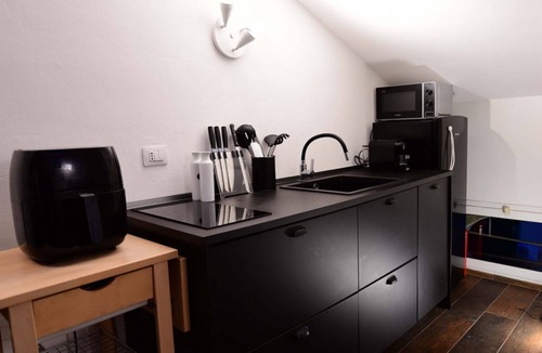 Ravenna Apartment | Charming 38 sqm studio, for 3 people, located on the 2nd floor (attic) of a renovated period building from the 16th century (access only permitted via lift).The property is located in the heart of the historic center of Ravenna (in the restricted traffic