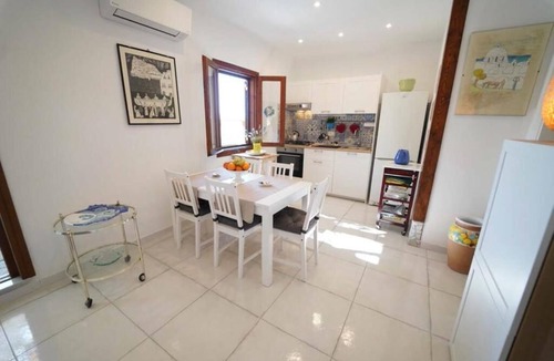 Forio Apartment | Charming Chalet Trilocale Located in Forio d'Ischia a few steps from the sea