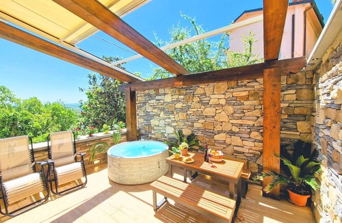 Giugnano House | Charming house in medieval village of Larciano Castello, (PT) 51036