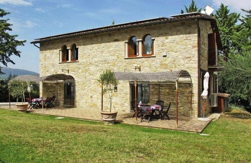 Ramazzano House | Charming House in Ramazzano with Pool