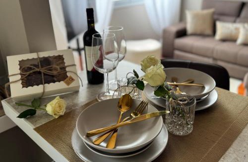 San Vincenzo Apartment | Chic Suite - Genova center