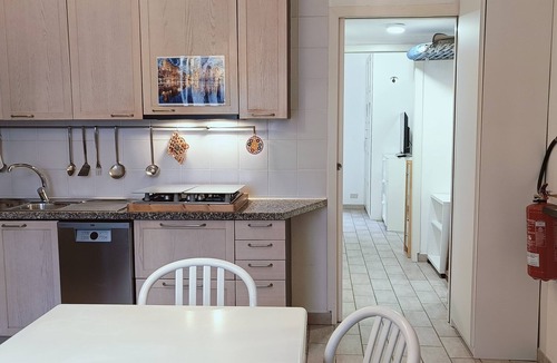 Chinatown Apartment | Chinatown-Sarpi 1860 Apt w/Elevator. Walk to Duomo & Brera. Easy to San Siro