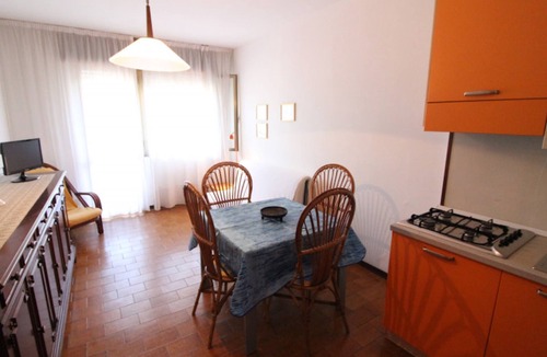 Lignano Riviera Apartment | Comfortable flat by the pool