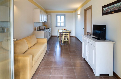 Larciano House | Cosy apartment in villa for 4 people with pool, WIFI, A/C and TV