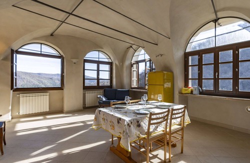 Prela Apartment | Cosy apartment for 6 guests with WIFI, pool, TV, patio, pets allowed and panoramic view